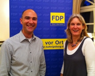 FDP-Generalsekretärin Gabriele Heise und FDP-Ortsvorsitzender Martin Müller