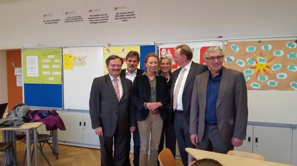 Stefanie Knecht besucht Philipp-Matthäus-Hahn-Gesamtschule Kornwestheim