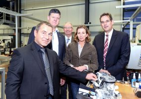 Zu Gast bei der Firma Metzger Technik: von Links Gerd Metzger, Roland Zitzmann, Friedrich Wahl, Stefanie Knecht und Prof. Dr. Erik Schweickert MdL