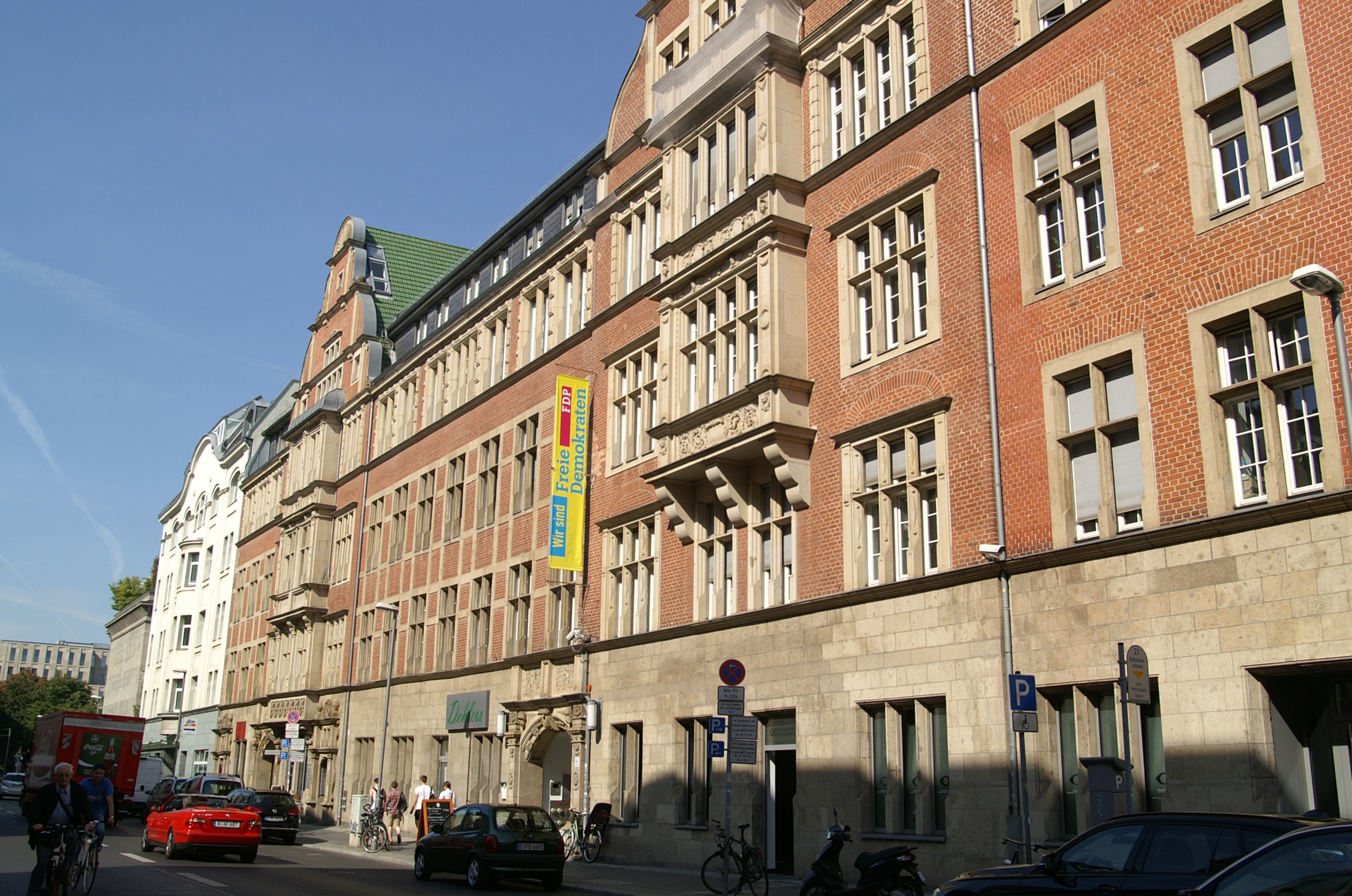 Hans-Dietrich-Genscher-Haus, Berlin